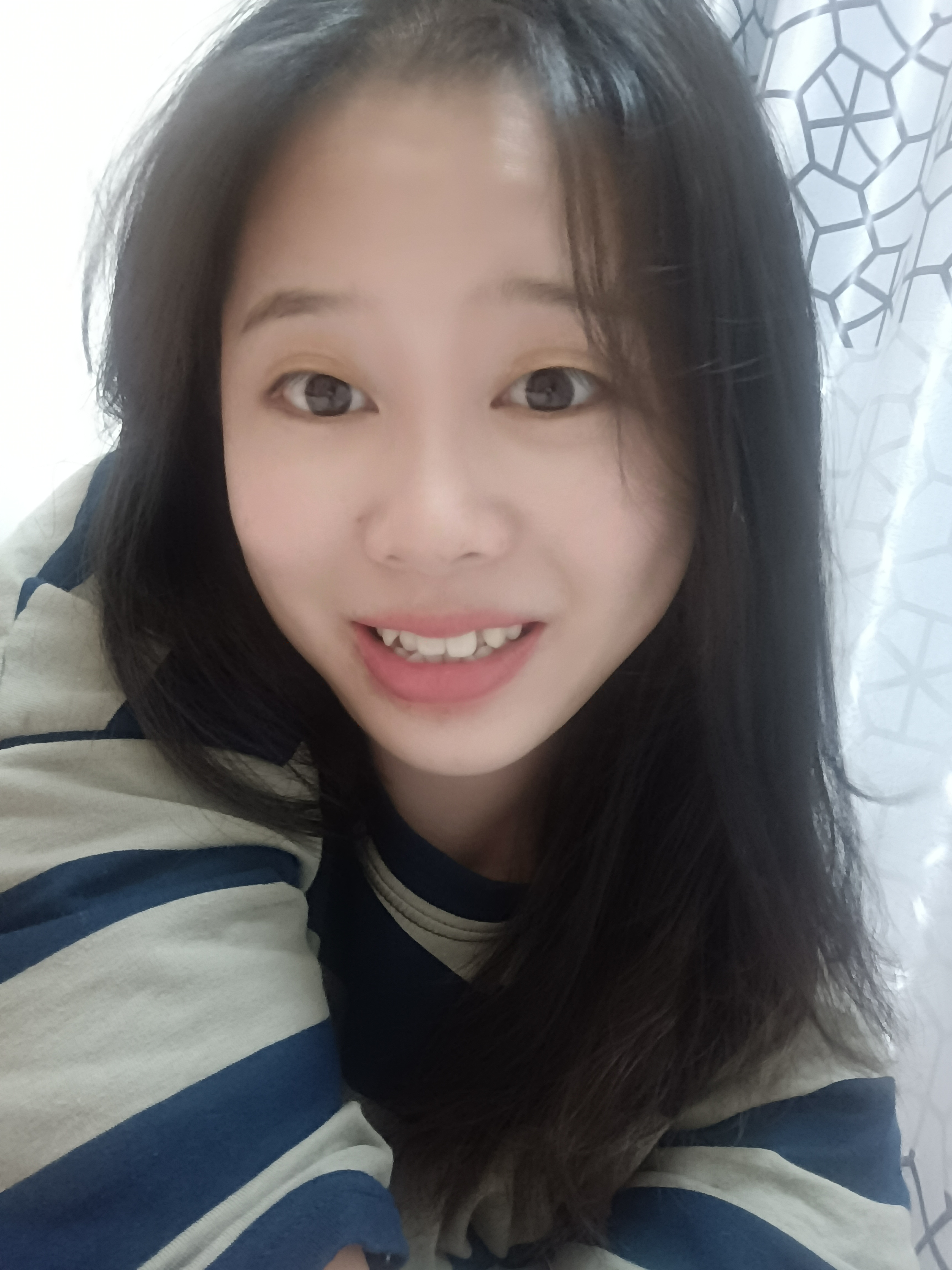 硕士研究生—林小敏